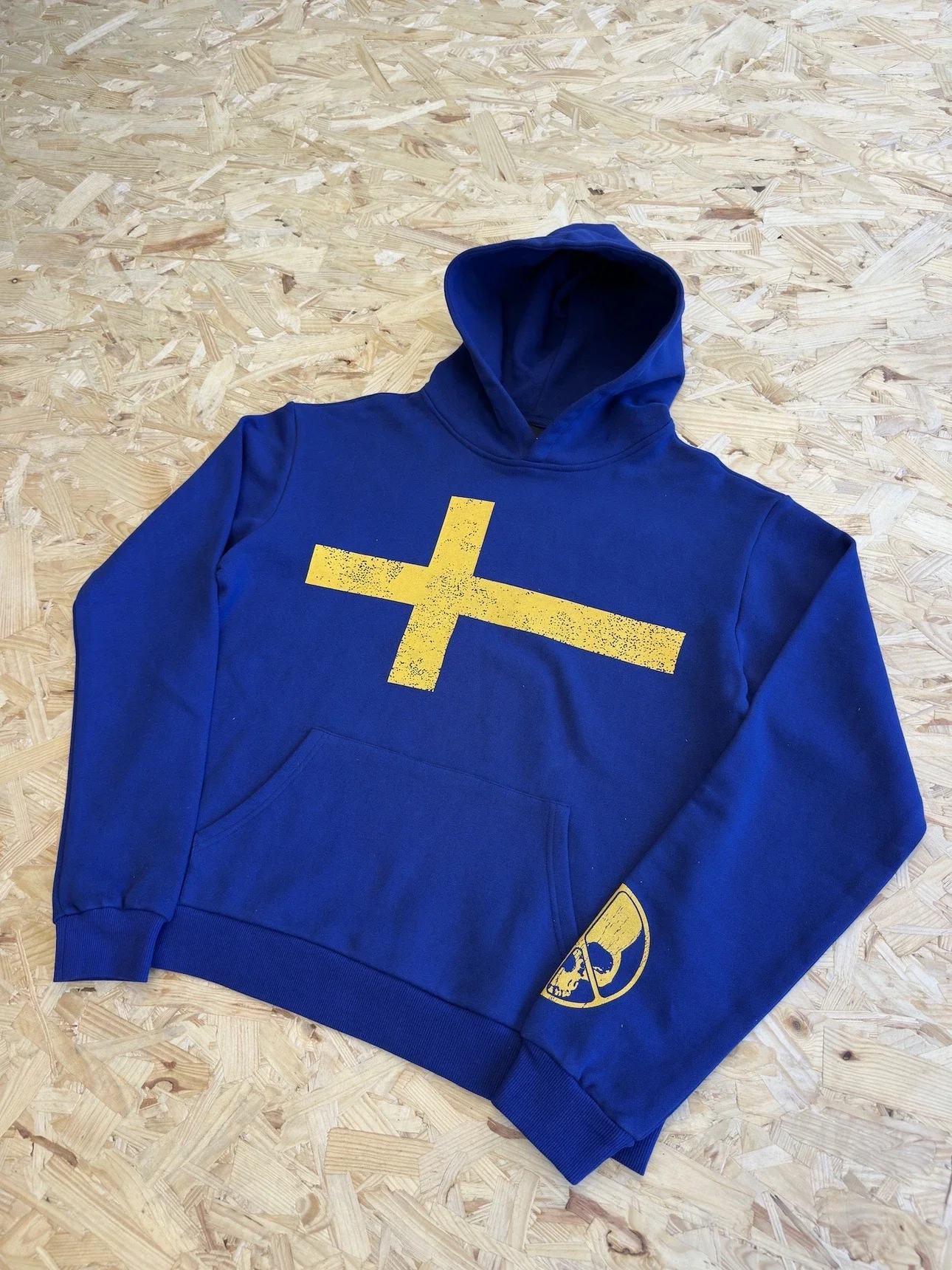 High Quality Peaceinwar Hoodie